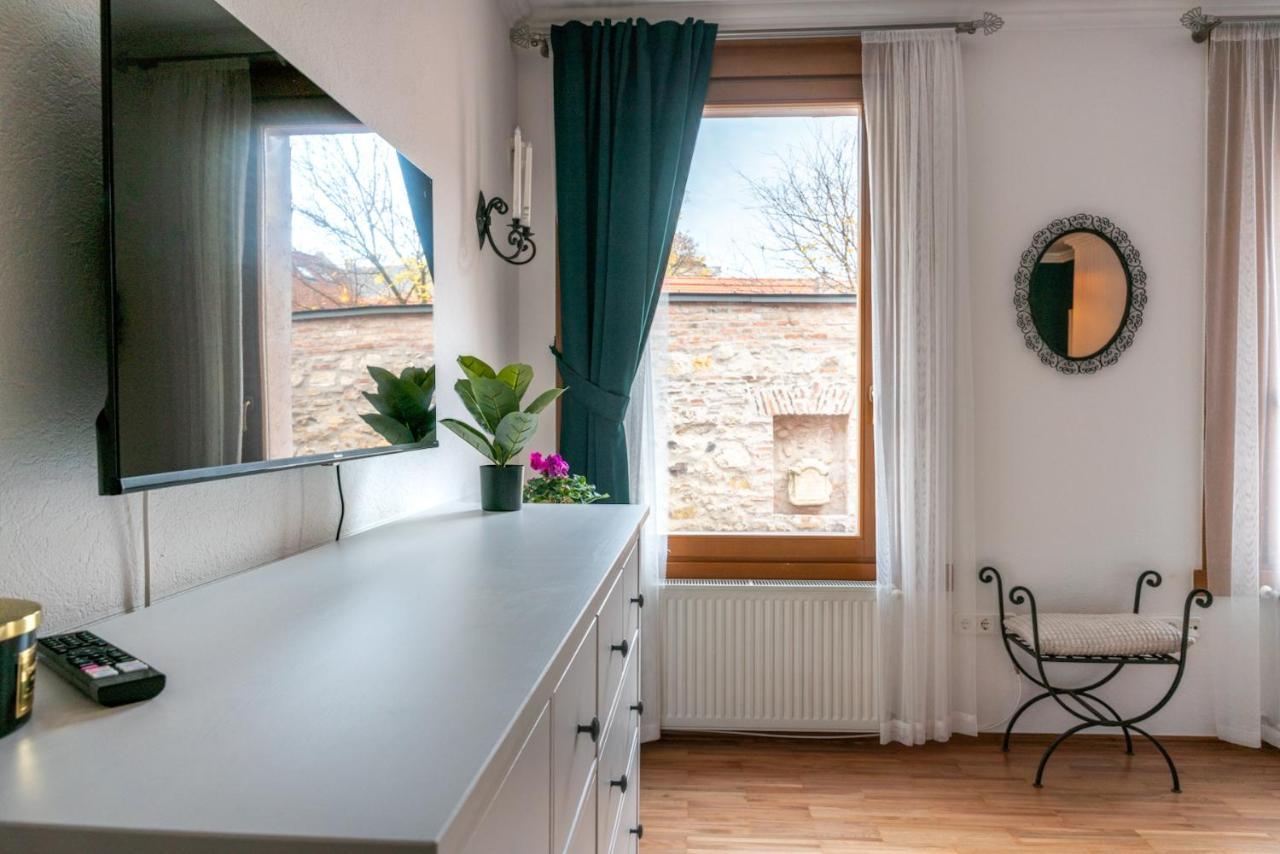 Romantic Studio Secret Garden Budapest Eksteriør bilde