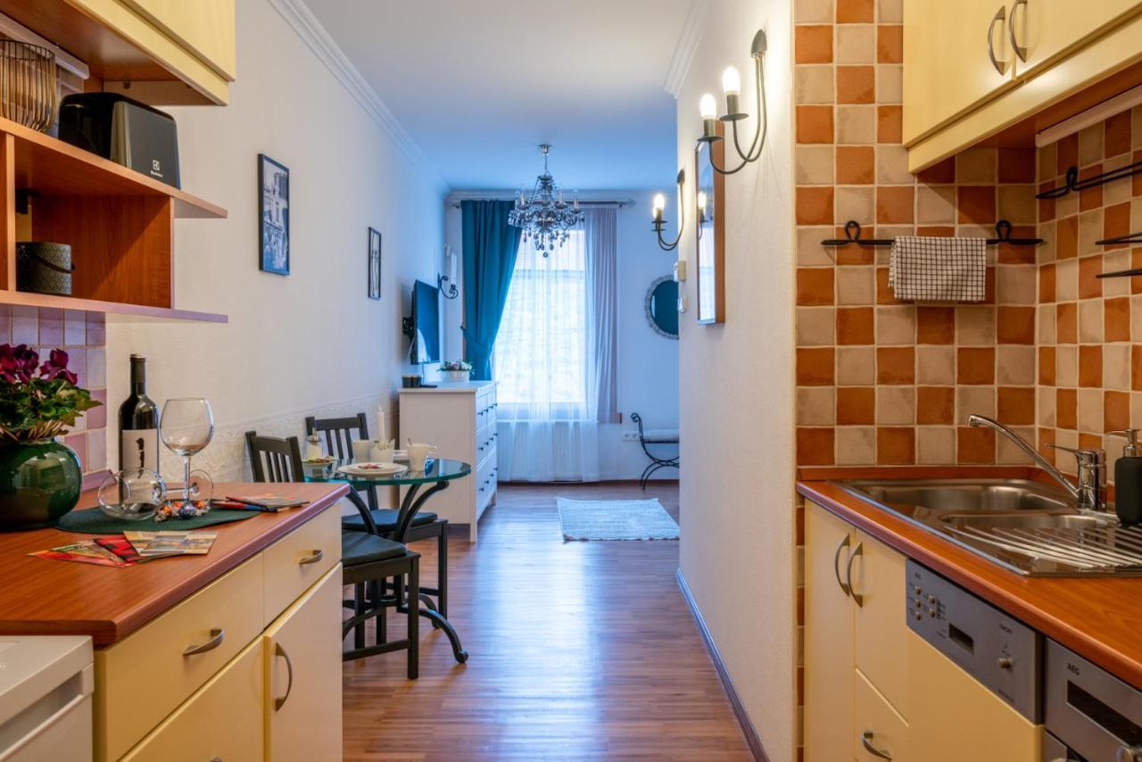 Romantic Studio Secret Garden Budapest Eksteriør bilde