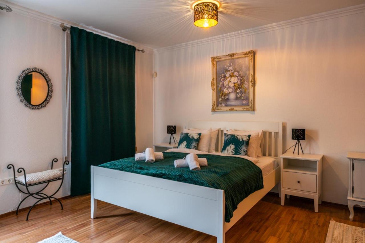 Romantic Studio Secret Garden Budapest Eksteriør bilde