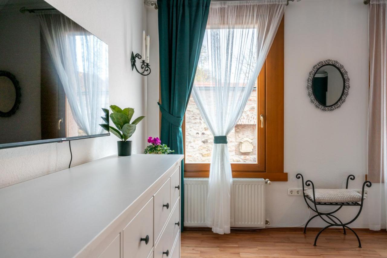 Romantic Studio Secret Garden Budapest Eksteriør bilde